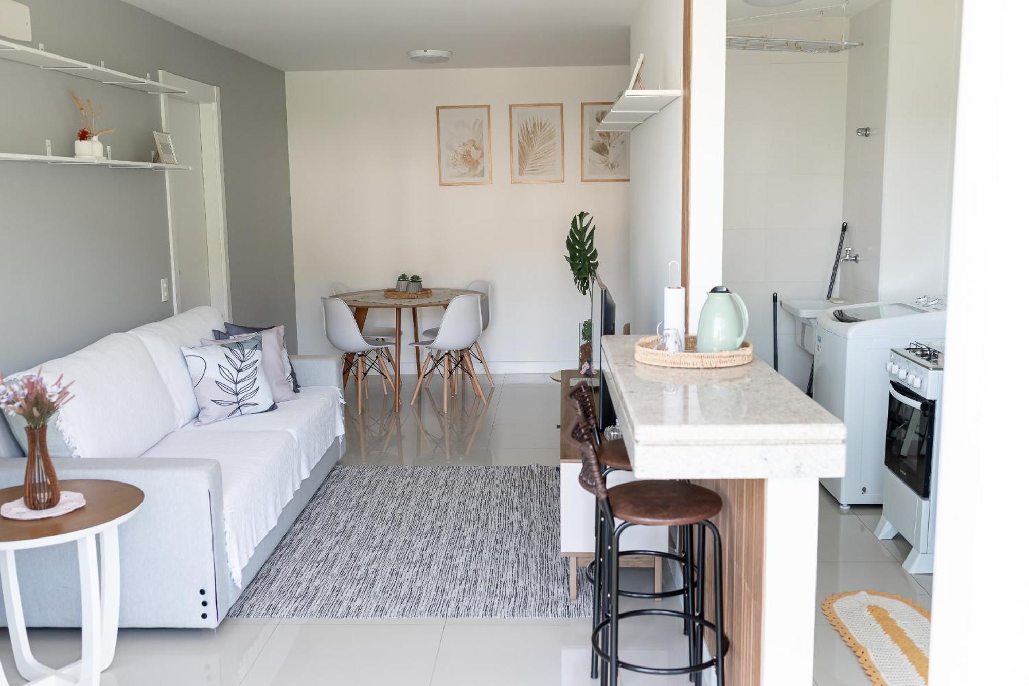Apto Na Barra Da Tijuca Proximo A Apartamento *